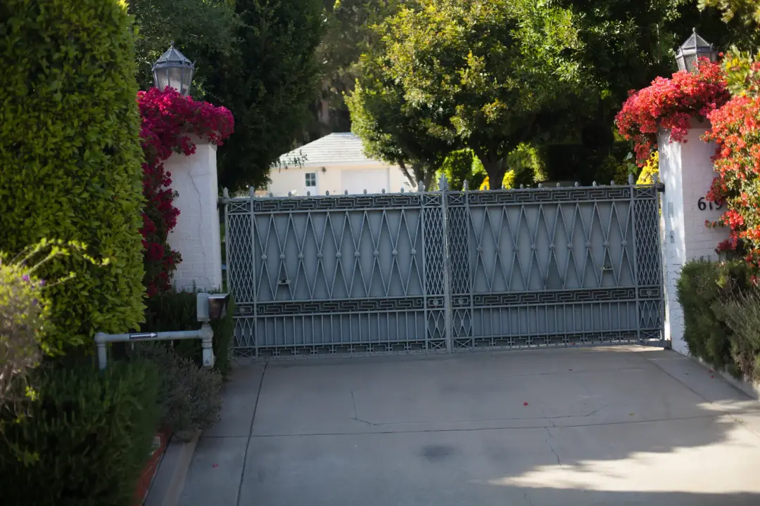 How to Maintain Your Electric Driveway Gate